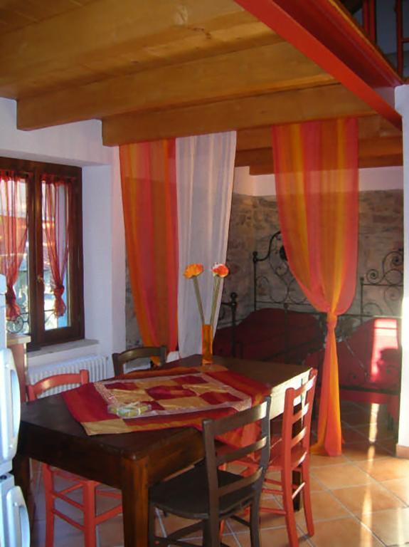 Appartamenti Cà di pom Omegna Quarto foto